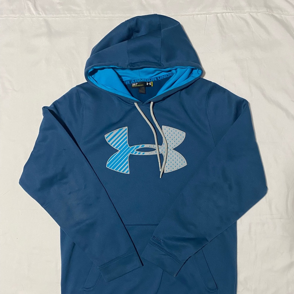 Under Armor sweatshirt/hoodie blue loose fit size Small men’s.